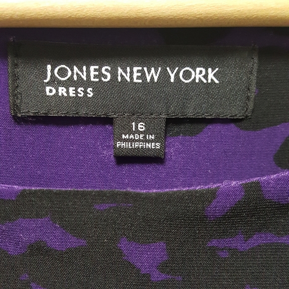 Jones New York Purple Short Sleeve Dress - Picture 4 of 5